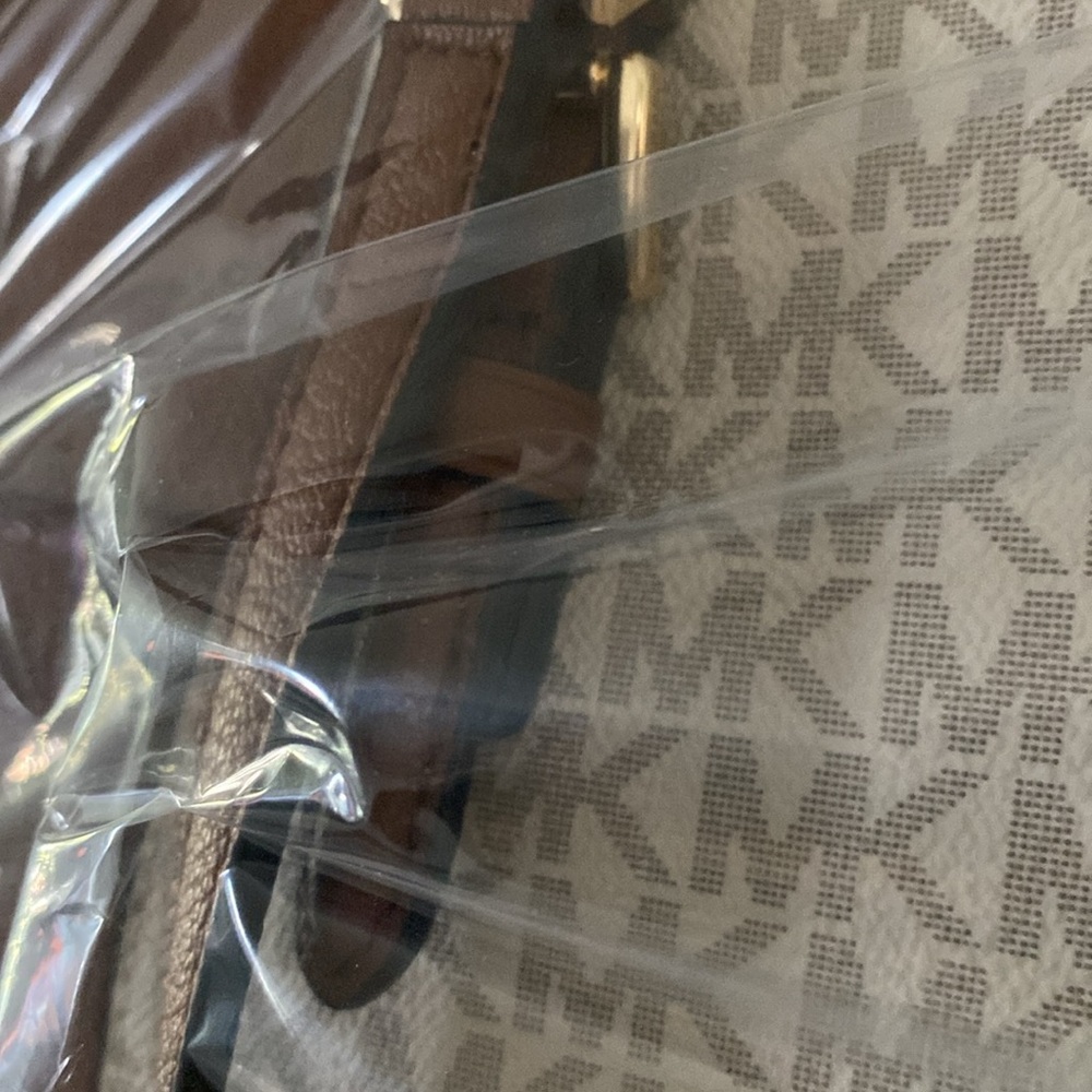 MICHAEL KORS PURSE☀️❤️ NEW WITH TAGS - Picture 5 of 8